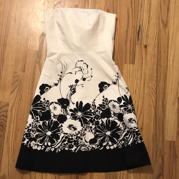 Ann Taylor Dresses & Skirts - Ann Taylor Strapless Sun Dress